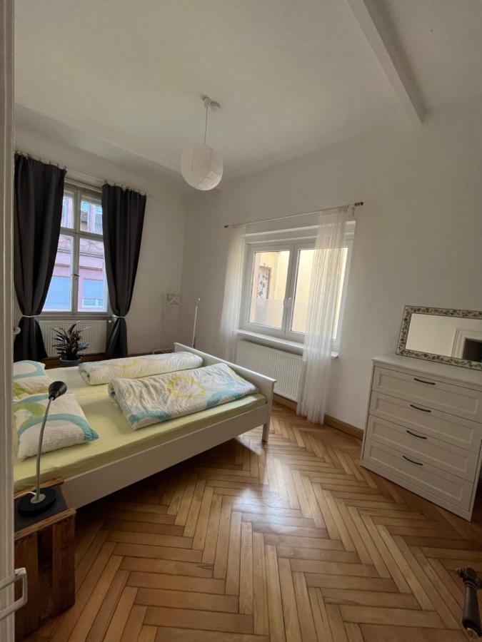 Haus Mittendrin Neustadt an der Weinstrasse Bagian luar foto