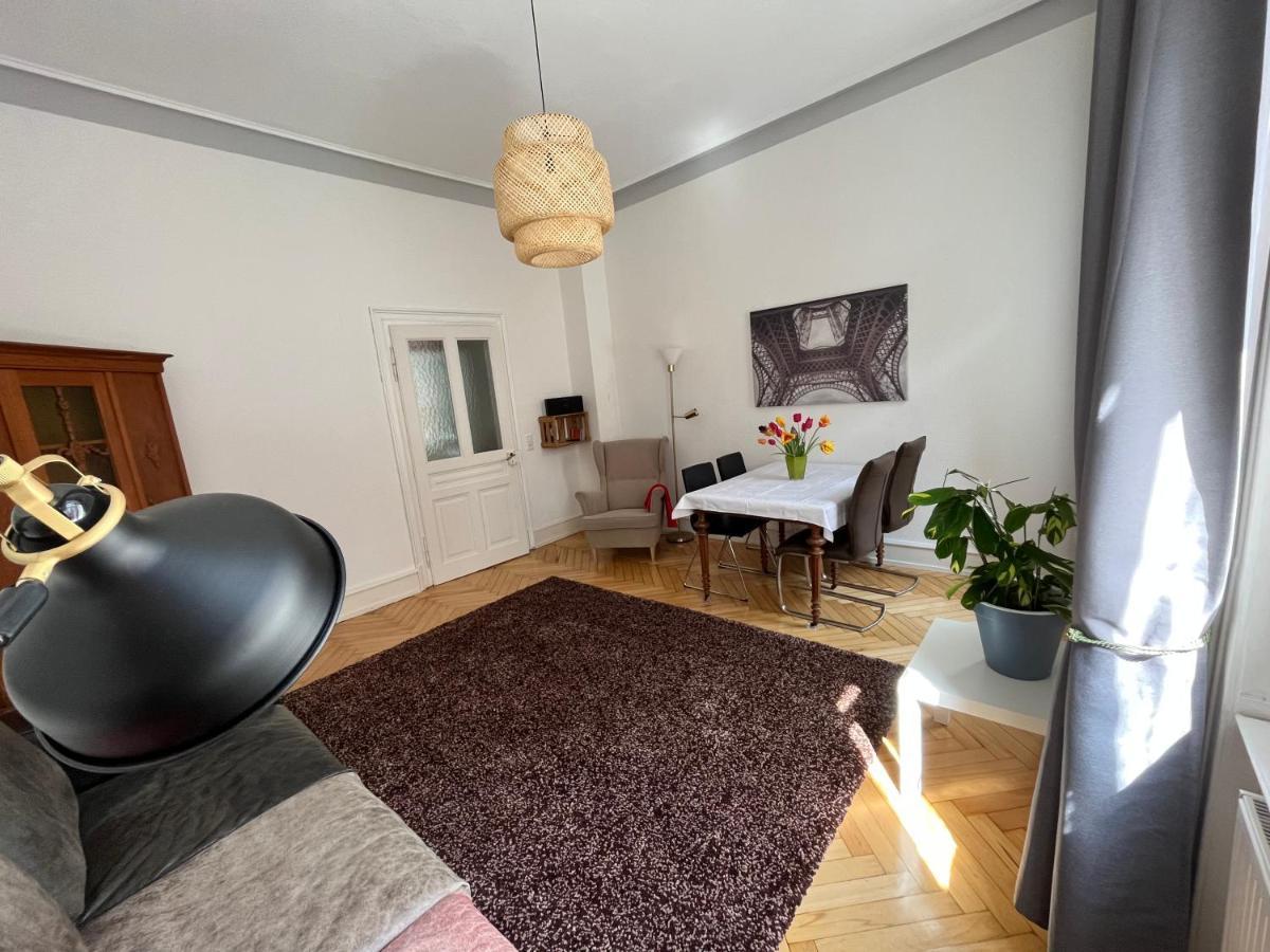 Haus Mittendrin Neustadt an der Weinstrasse Bagian luar foto